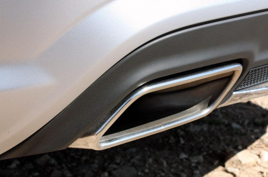  Mercedes-Benz SL550 2013 года  (фото 30 из 51)
